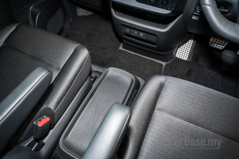 Nissan Serena e-Power C28 (2026) Interior