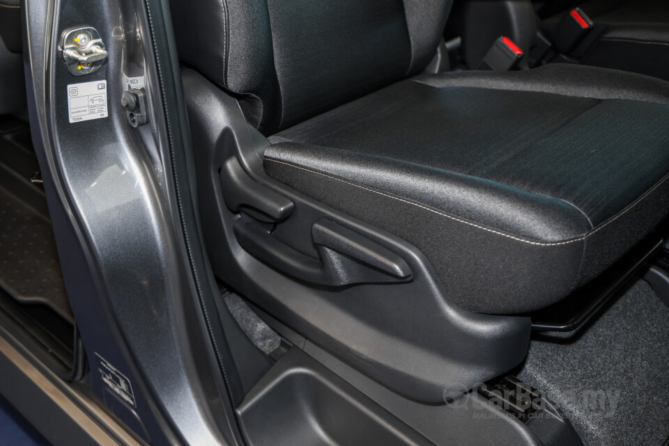 Nissan Serena e-Power C28 (2026) Interior