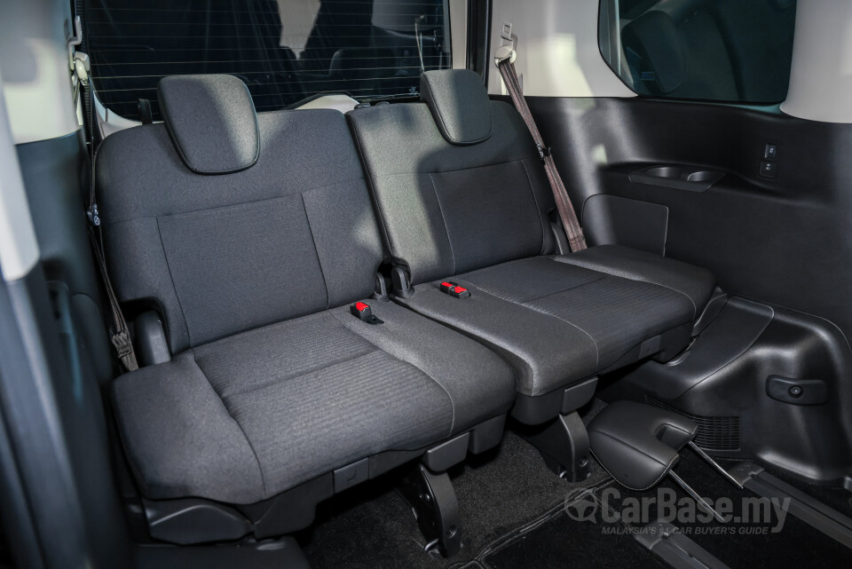 Nissan Serena e-Power C28 (2026) Interior