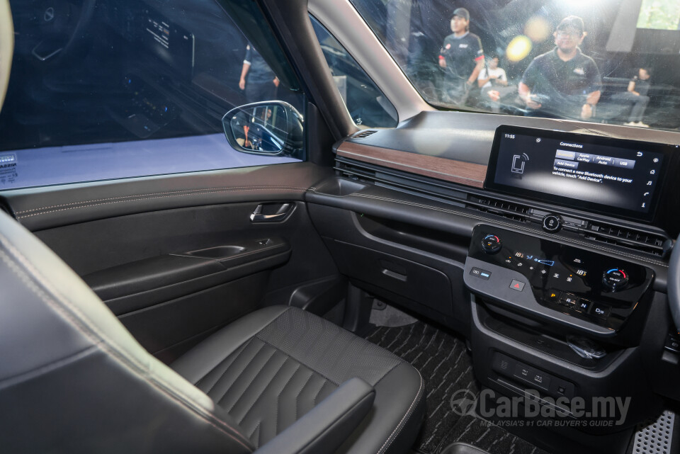 Nissan Serena e-Power C28 (2026) Interior