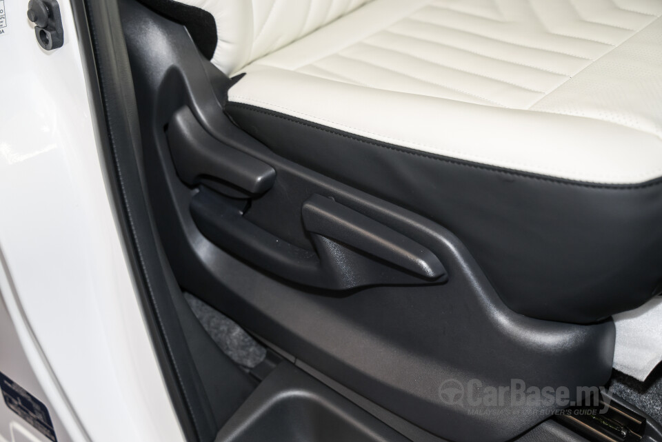 Nissan Serena e-Power C28 (2026) Interior