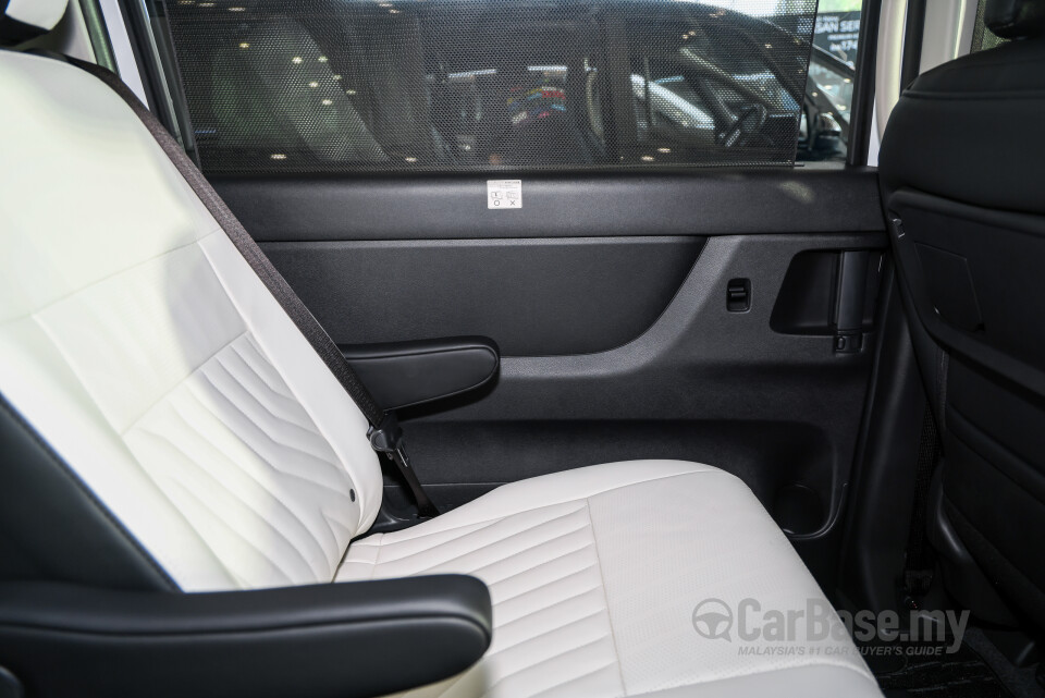 Nissan Serena e-Power C28 (2026) Interior