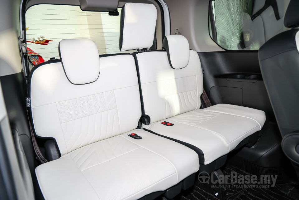 Nissan Serena e-Power C28 (2026) Interior