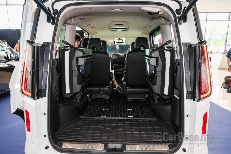 Nissan Serena e-Power C28 (2026) Interior