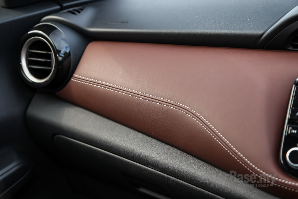 Nissan Kicks e-Power P15 (2024) Interior