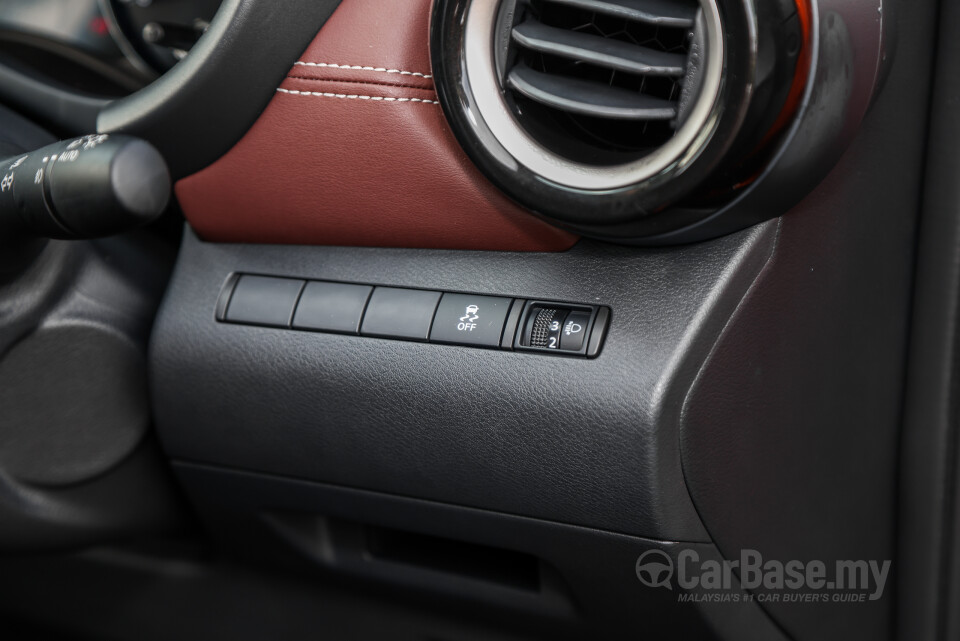 Nissan Kicks e-Power P15 (2024) Interior