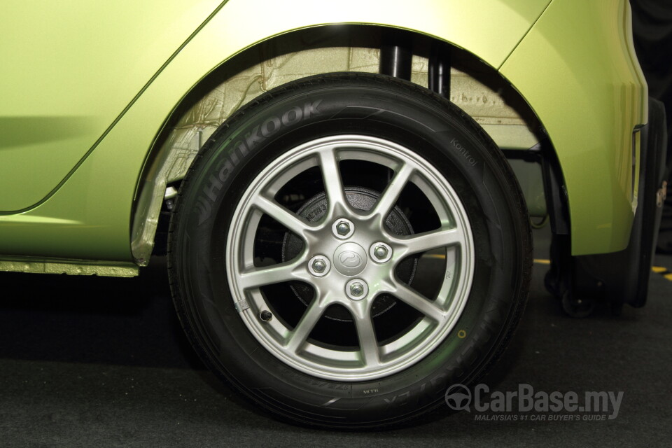 Honda Civic FB (2012) Exterior