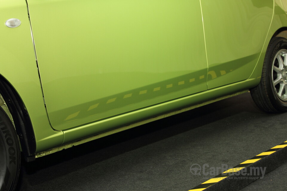Honda Civic FB (2012) Exterior