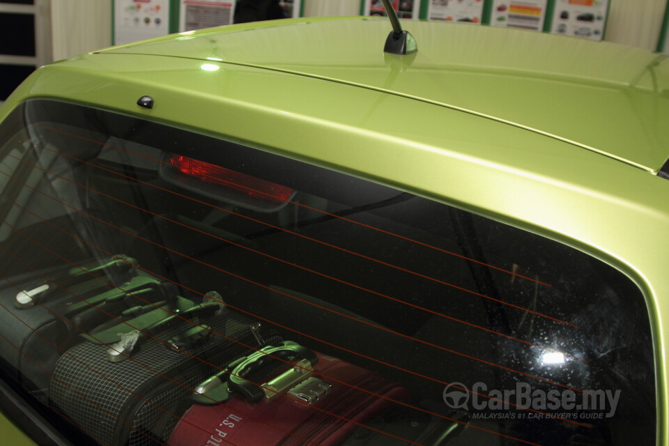 Honda Civic FB (2012) Exterior