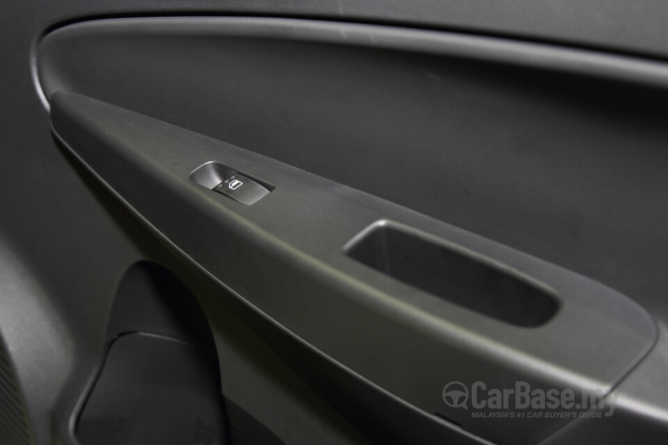 Honda Civic FB (2012) Interior