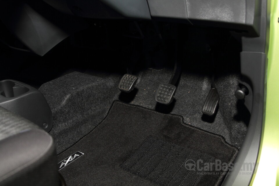 Honda Civic FB (2012) Interior
