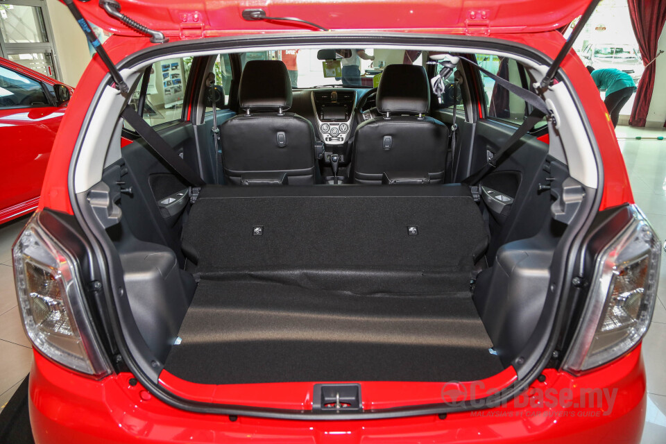 Mercedes-Benz SLC R172 Facelift (2016) Interior