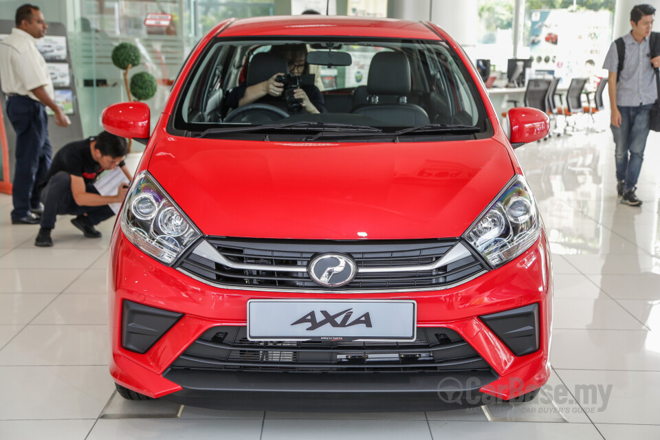 Perodua Aruz D38L (2019) Exterior