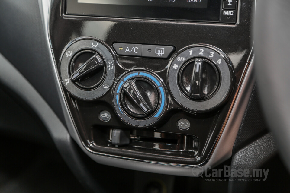 Perodua Aruz D38L (2019) Interior