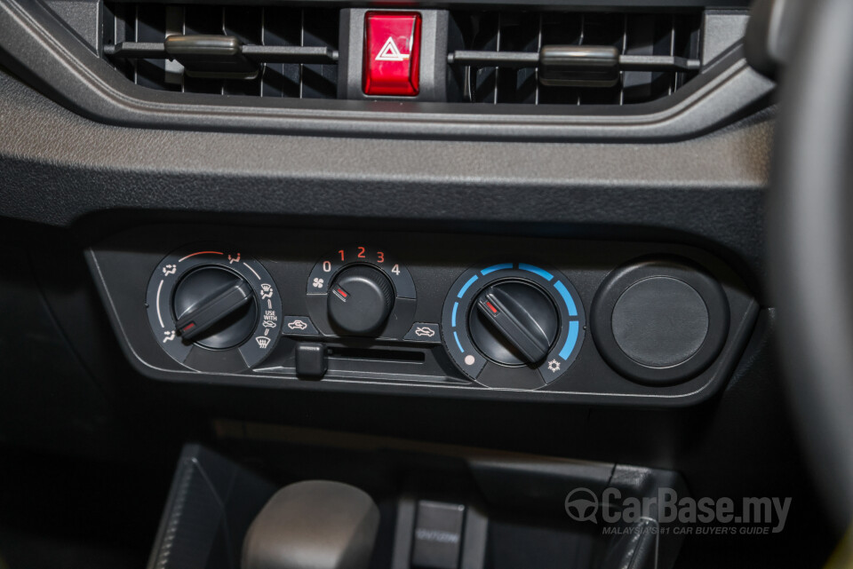 Perodua Axia D74A (2023) Interior