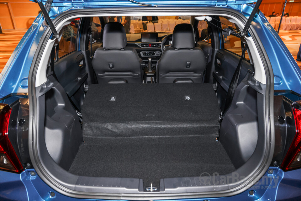 Perodua Axia D74A (2023) Interior
