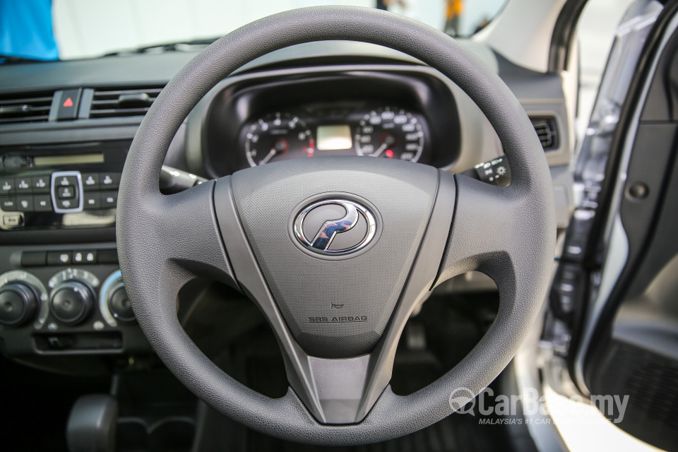 Perodua Bezza D63D (2016) Interior