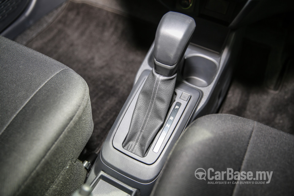 Perodua Bezza D63D (2016) Interior