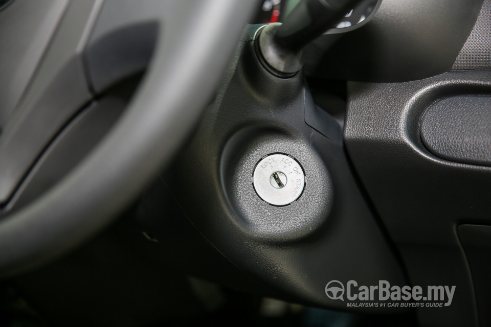 Perodua Bezza D63D (2016) Interior