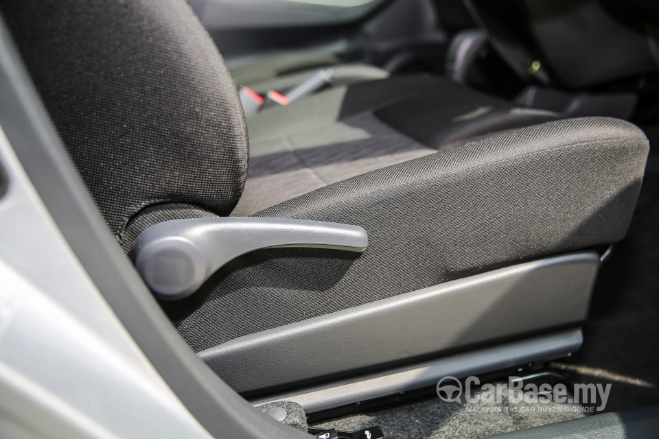 Perodua Bezza D63D (2016) Interior