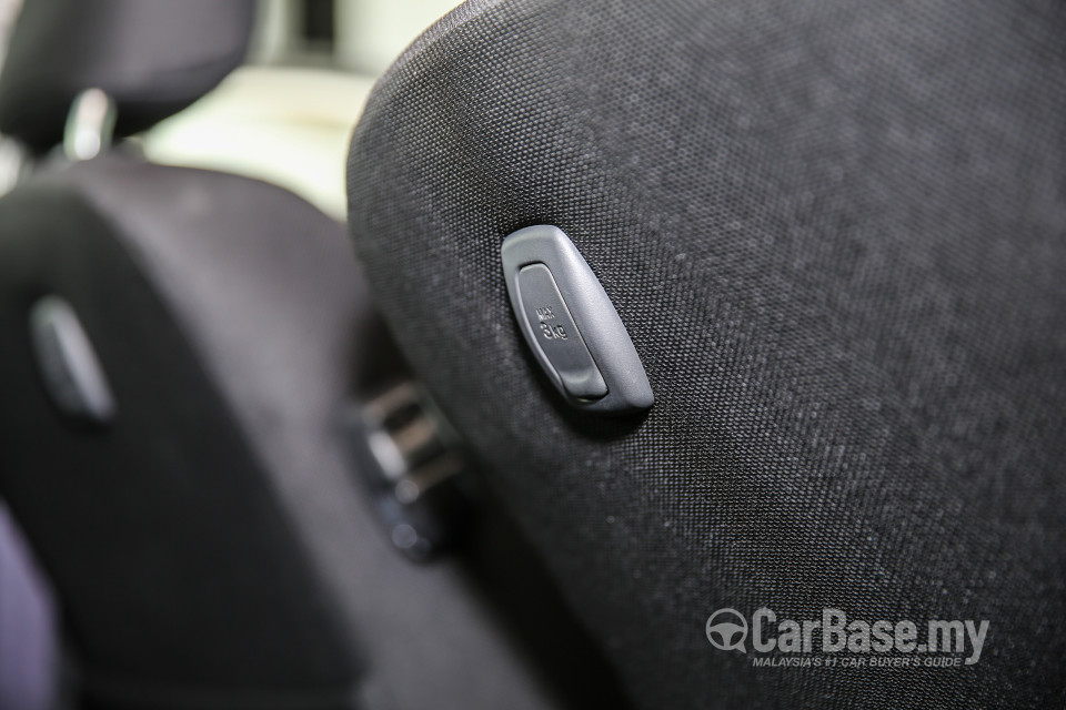 Perodua Bezza D63D (2016) Interior