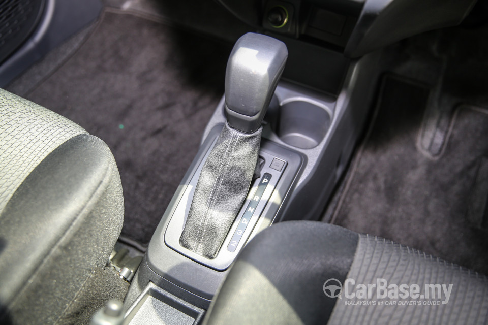 Perodua Bezza D63D (2016) Interior