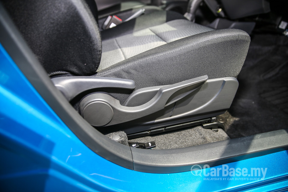 Perodua Bezza D63D (2016) Interior