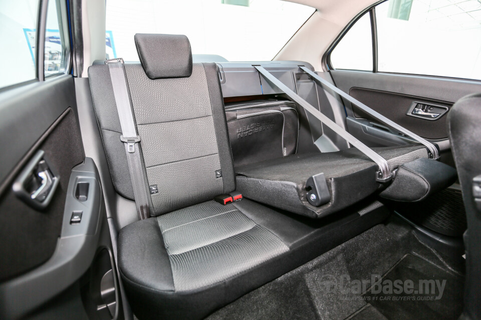 Nissan Navara D23 (2015) Interior