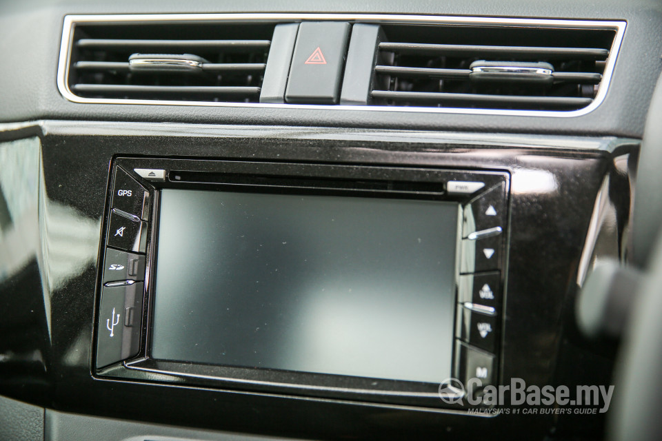 Perodua Bezza D63D (2016) Interior