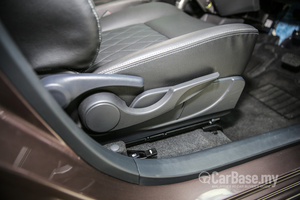 Perodua Bezza D63D (2016) Interior