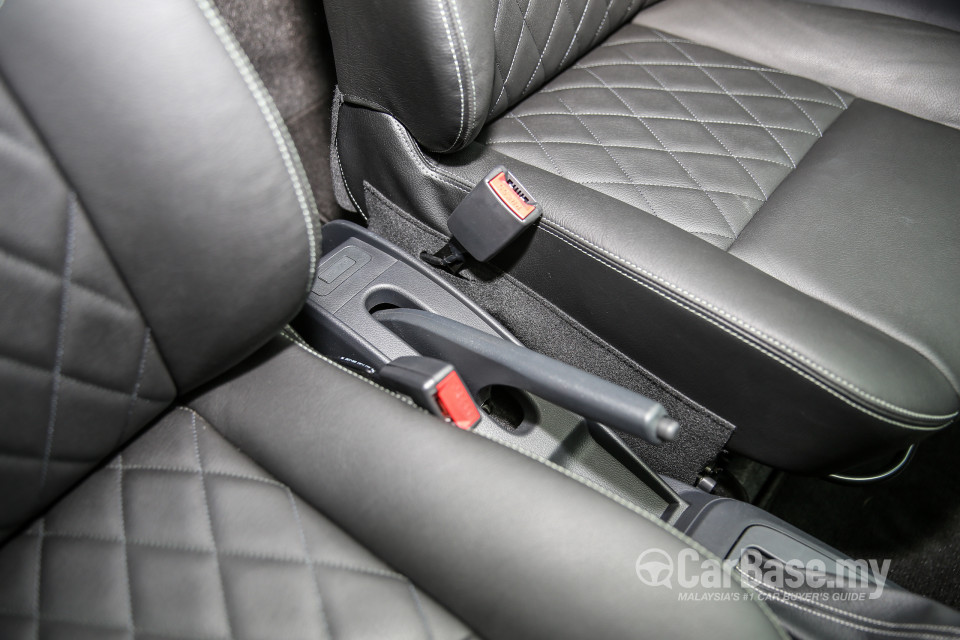 Perodua Bezza D63D (2016) Interior