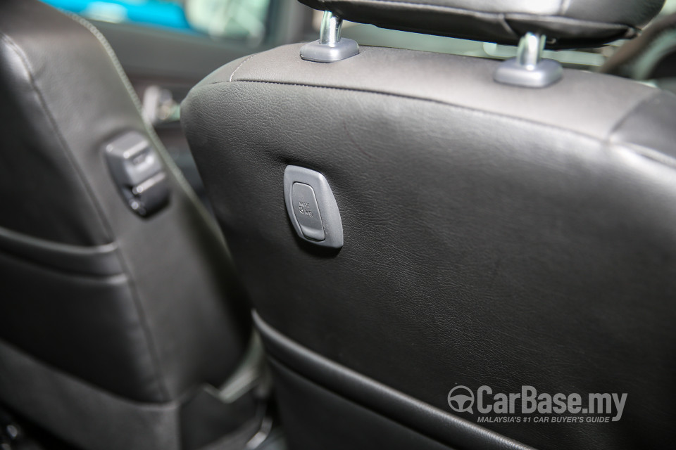Perodua Bezza D63D (2016) Interior