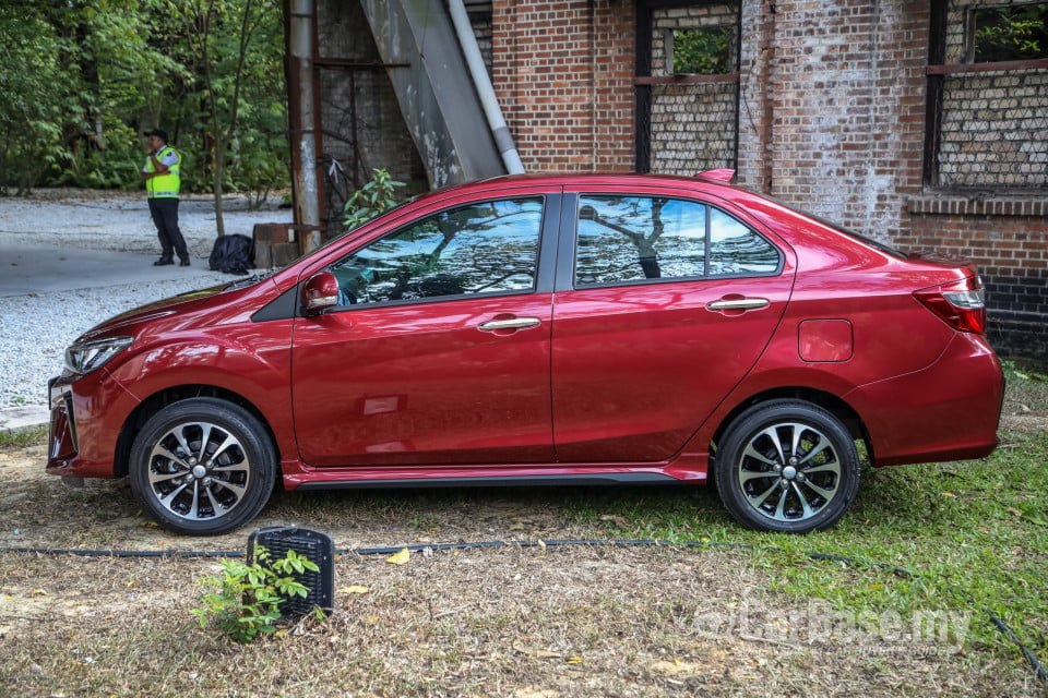 Perodua Bezza D42L (2020) Exterior