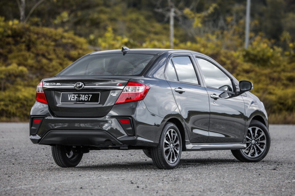 Nissan Grand Livina L11 Facelift (2013) Exterior