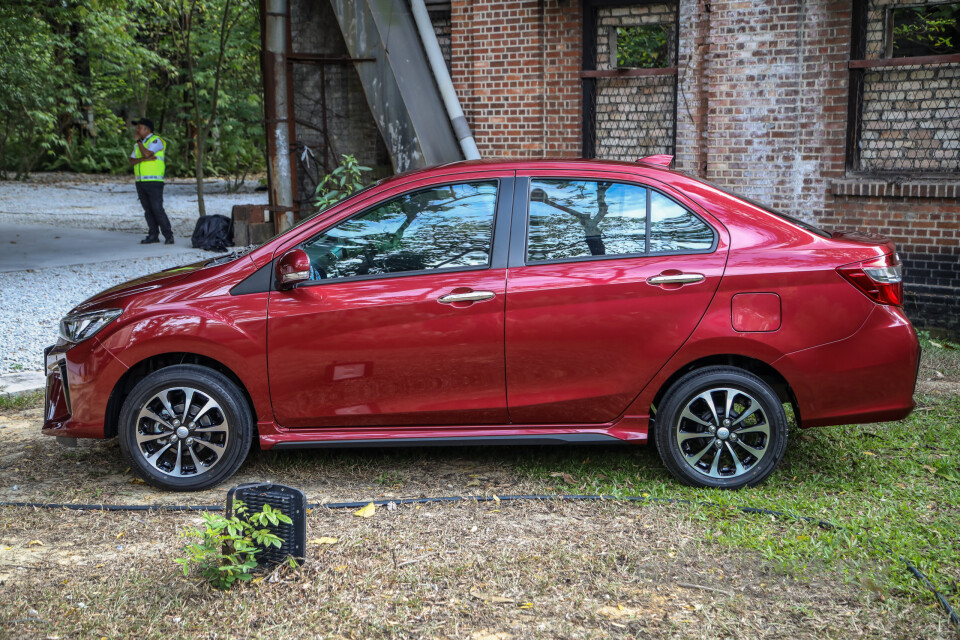 Perodua Bezza D42L (2020) Exterior