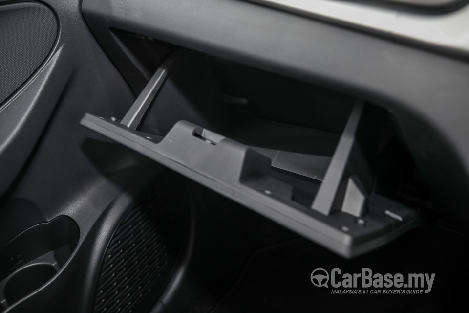 Perodua Bezza D42L (2020) Interior