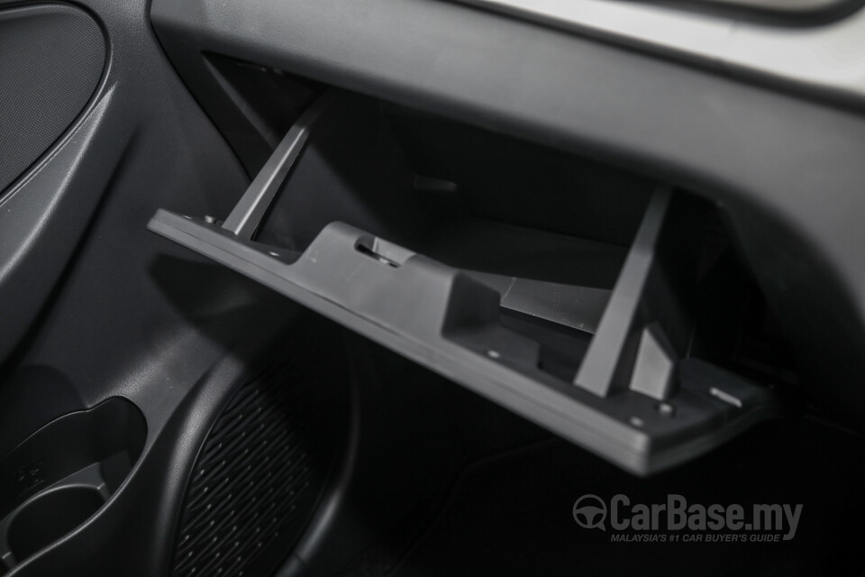 Perodua Bezza D42L (2020) Interior