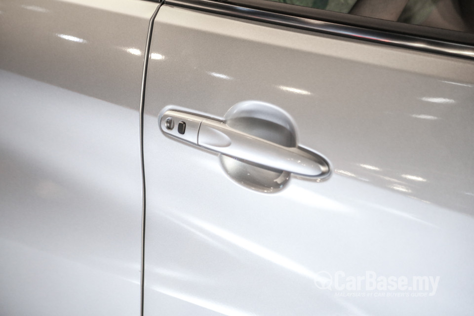 Perodua Aruz D38L (2019) Exterior