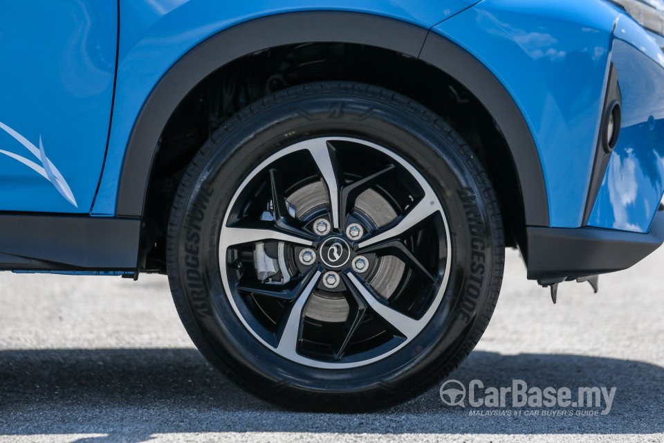 Perodua Aruz D38L (2019) Exterior