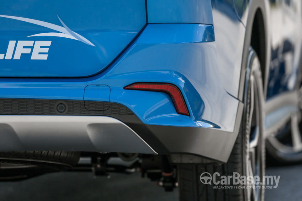 Perodua Aruz D38L (2019) Exterior