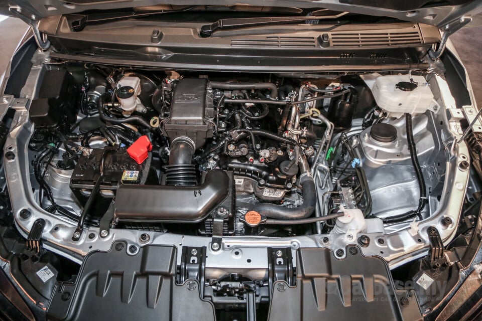 Perodua Aruz D38L (2019) Exterior