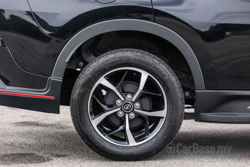 Perodua Aruz D38L (2019) Exterior