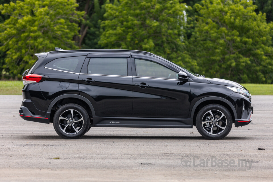 Perodua Aruz D38L (2019) Exterior