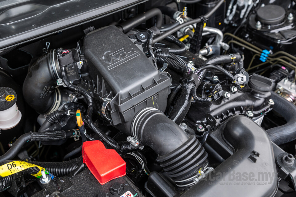 Perodua Aruz D38L (2019) Exterior