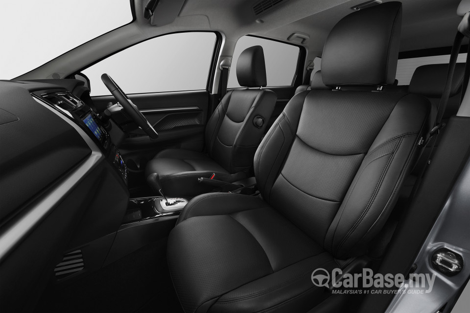 Perodua Aruz D38L (2019) Interior