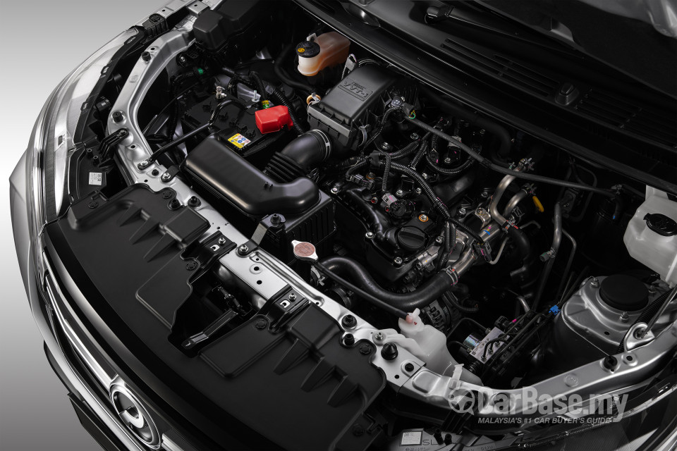 Perodua Aruz D38L (2019) Interior