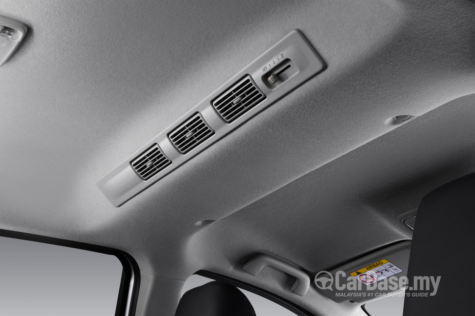 Perodua Aruz D38L (2019) Interior