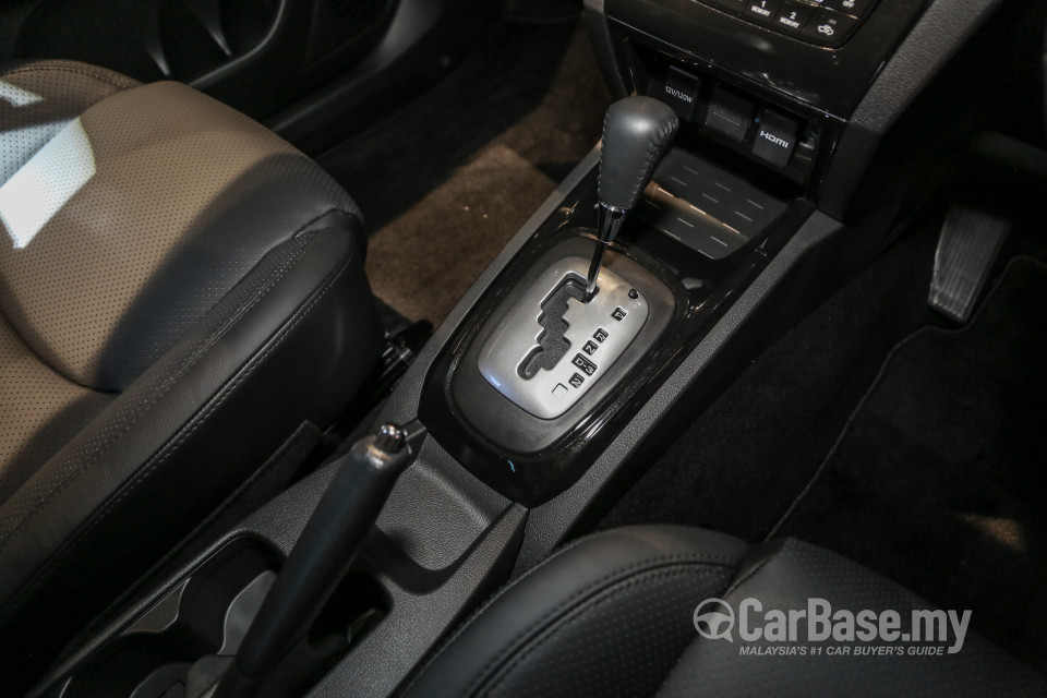 Perodua Aruz D38L (2019) Interior