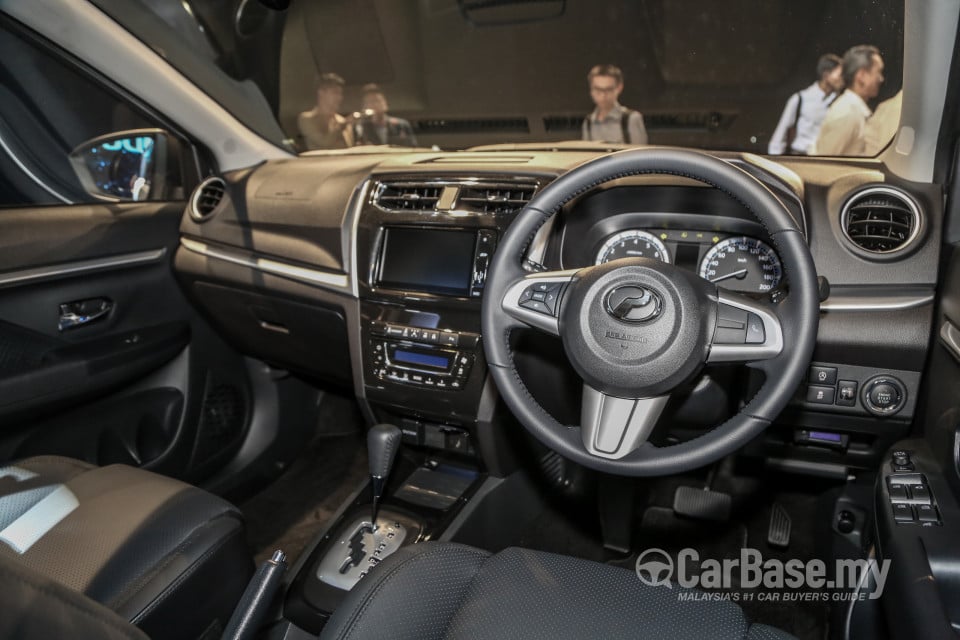 Perodua Aruz D38L (2019) Interior