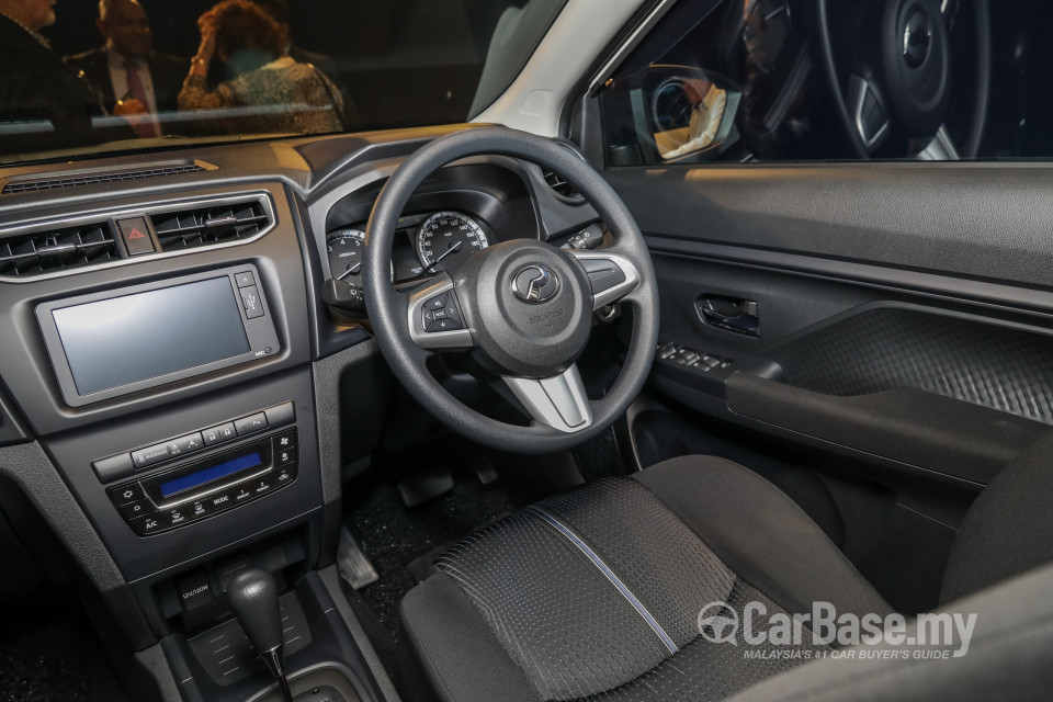 Perodua Aruz D38L (2019) Interior